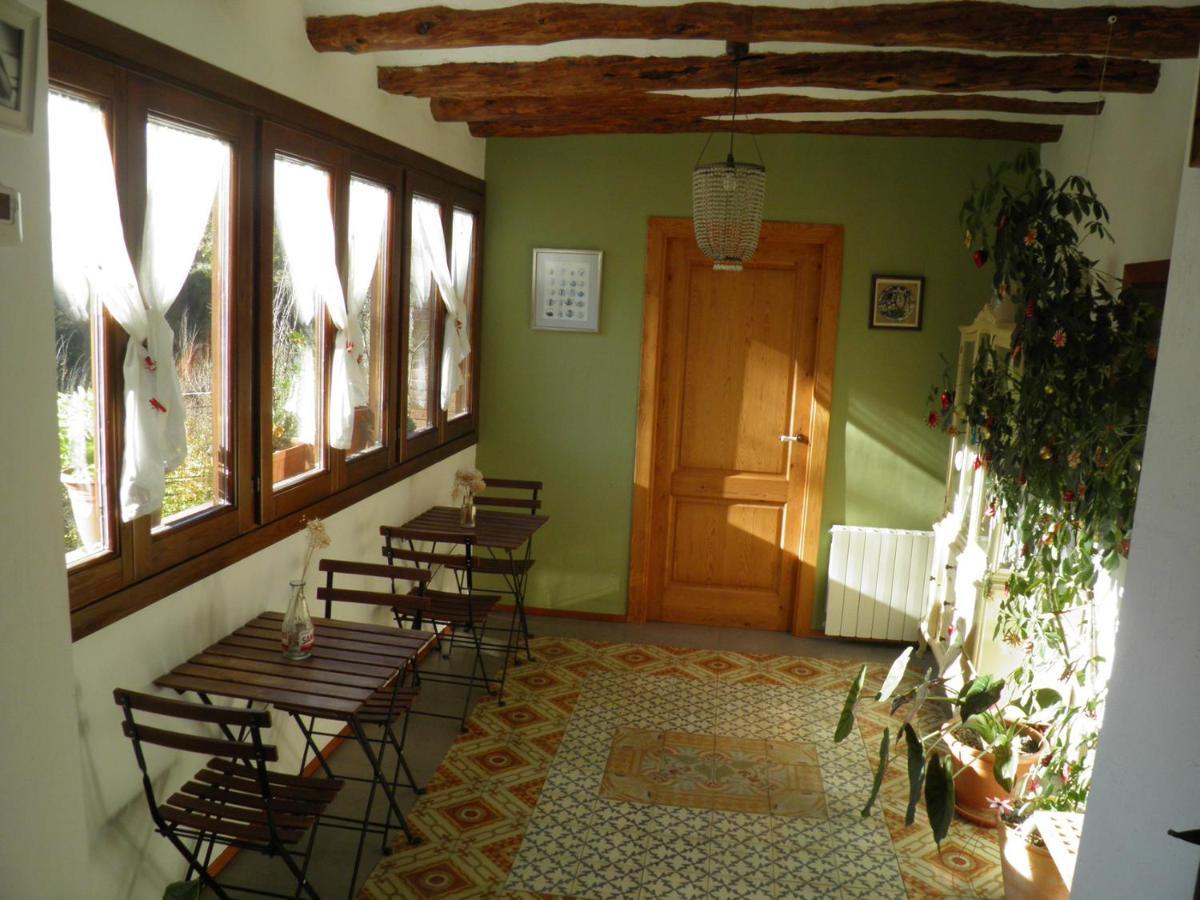 Gasthaus Casa Miret Vallvert de Queralt Exterior foto